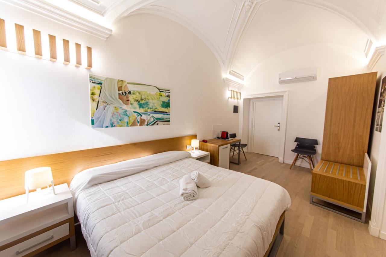 The Uncle'S House Hotel Catania Bagian luar foto
