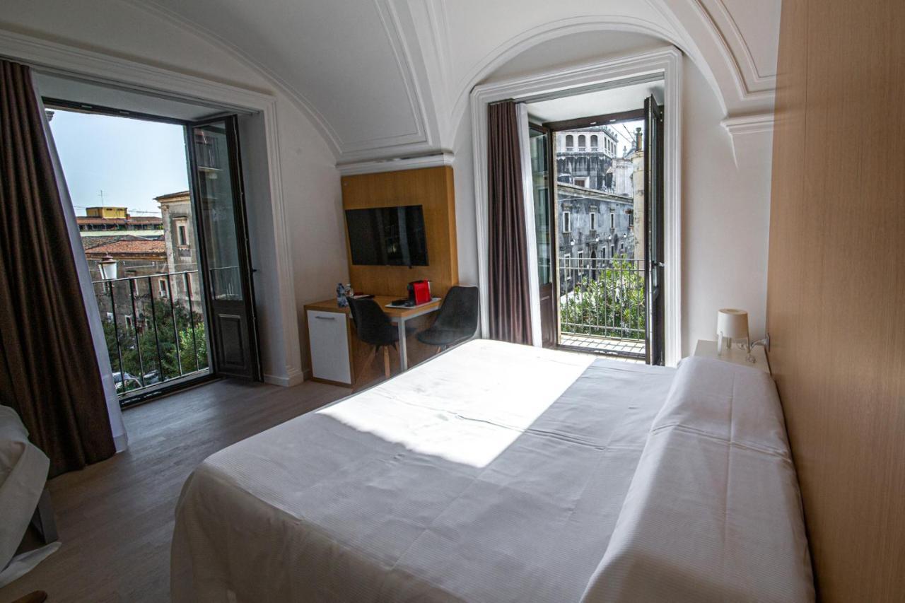 The Uncle'S House Hotel Catania Bagian luar foto