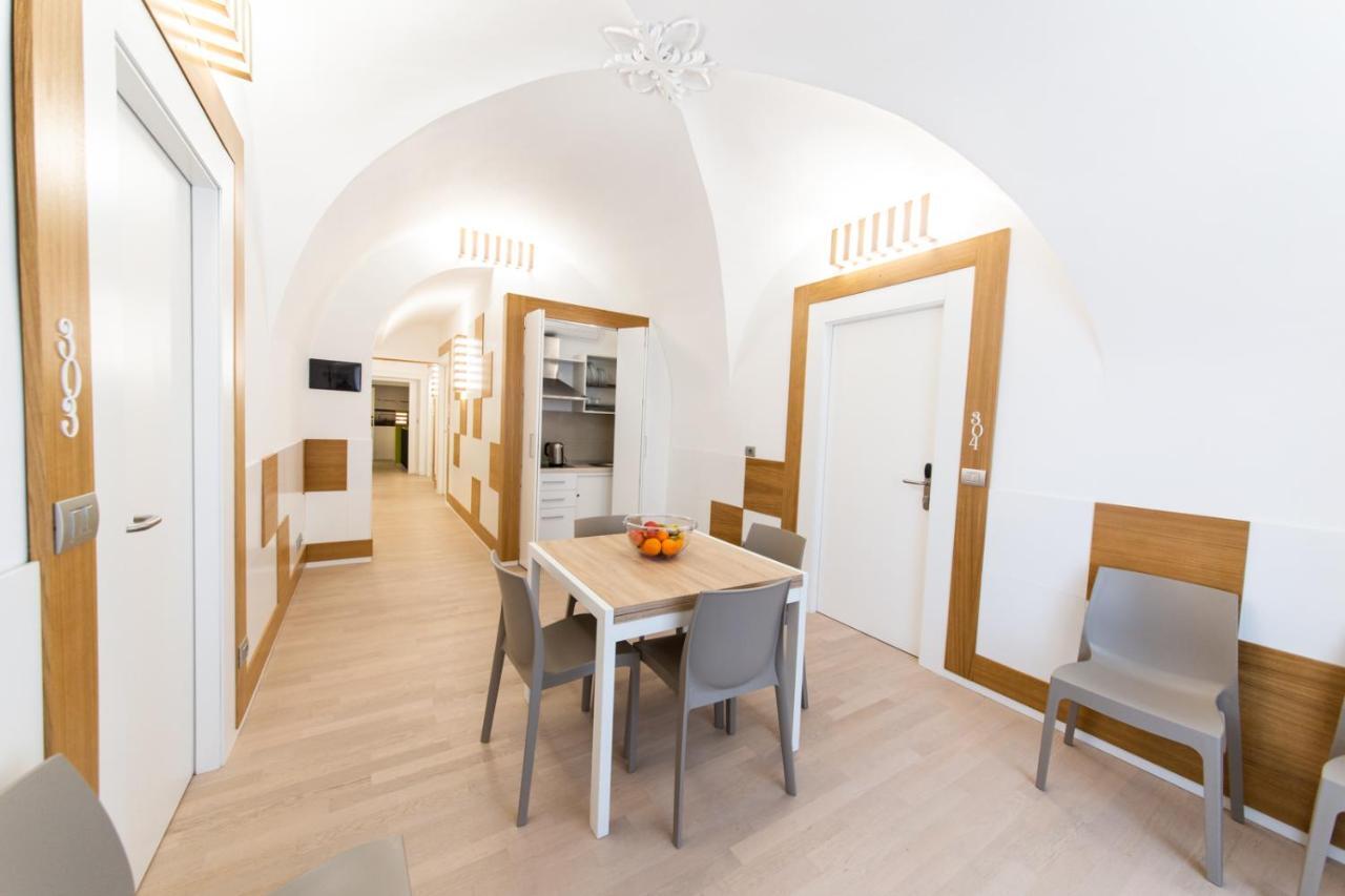 The Uncle'S House Hotel Catania Bagian luar foto