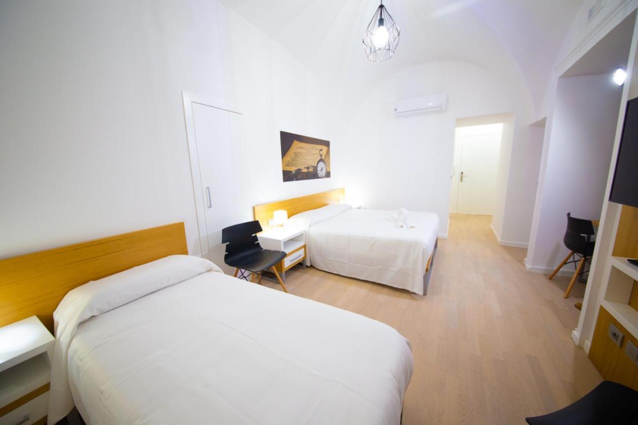 The Uncle'S House Hotel Catania Bagian luar foto