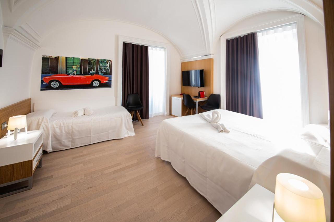 The Uncle'S House Hotel Catania Bagian luar foto